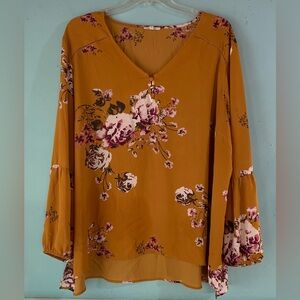 Mustard and pink floral ladies top Maurice’s size 3 ( 24/26)
